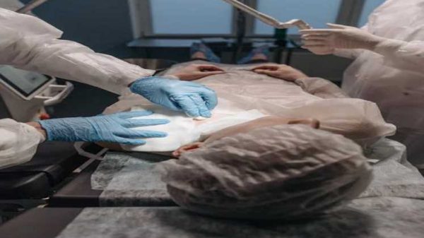 5 Benefits Of Cryotherapy and Its Side Effects