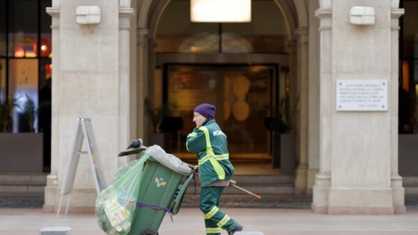 Commercial Tote Rental vs. Residential Tote Rental: Which Waste Solution Do You Need?